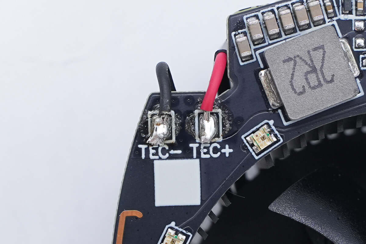小米磁吸散热背夹24091CC41C PCB插座拆解深度分析